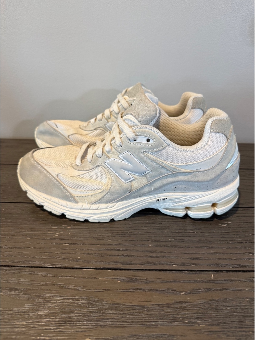 New Balance White Running Sneakers Men’s Size 9.5